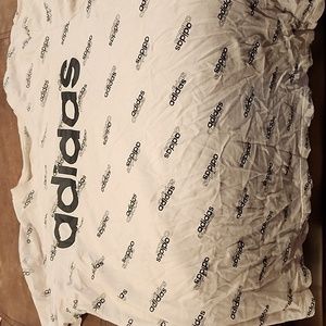 Men's Adidas t-shirt